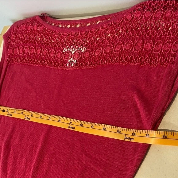 WHITE House Black Market • Sleeveless Eyelet Lace Neck Knit Top - Picture 10 of 10